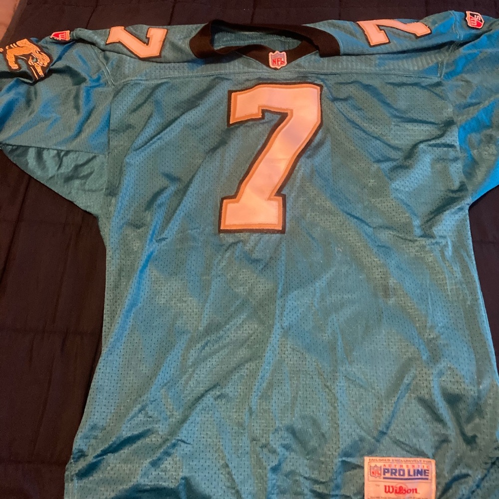 NFL Jersey - Picture 2 of 2